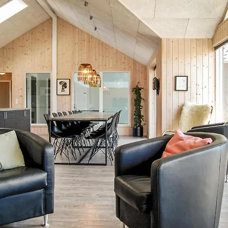 펜션 Kronens Have Tranekaer Iii