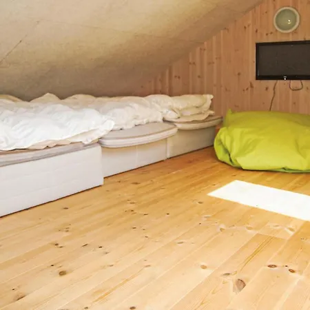 In Tranekaer With Kitchen Hou (Syddanmark)